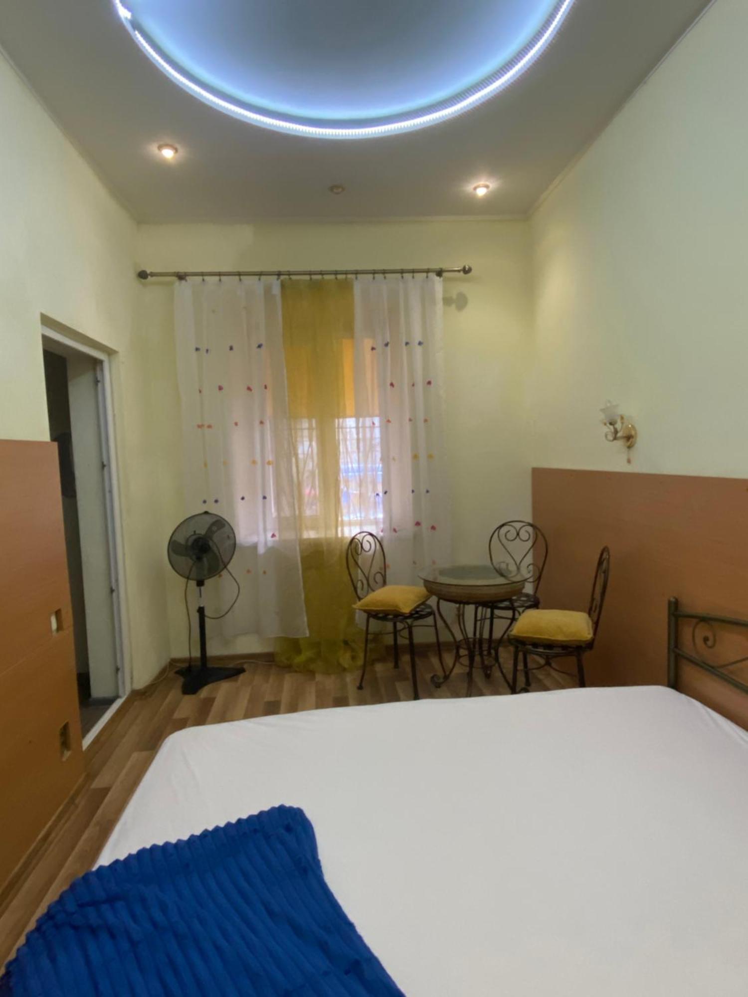 Aleksandr Apartment Одеса Екстериор снимка